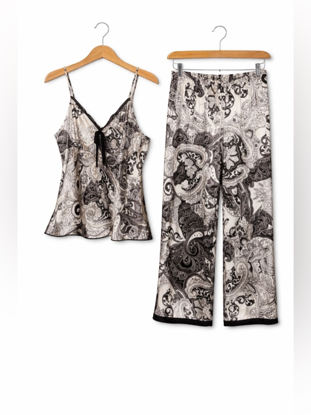 Gilligan & O’Malley Paisley Pajama Set Large Satin Cami Pants Loungewear